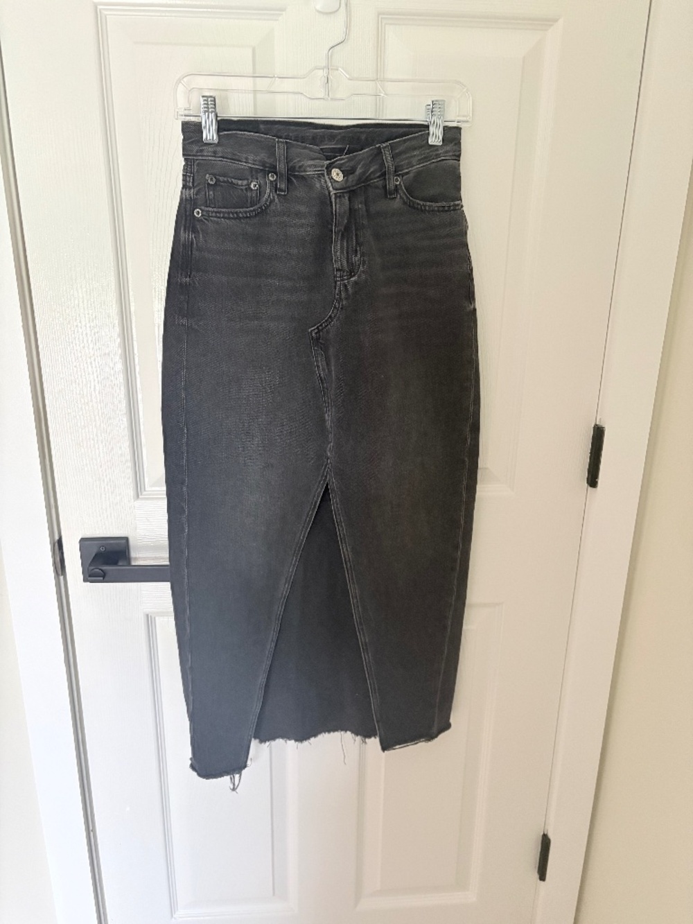 American eagle Black denim skirt